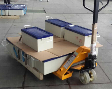 <a href='http://www.swivel-app.com' title='電池運(yùn)輸' >電池運(yùn)輸</a>